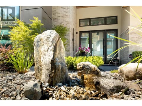 Entry water feature at 538 Clifton Court, Glenmore, Kelowna