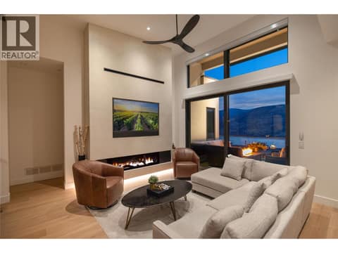 Global Surface plaster finish on Fireplace at 538 Clifton Court, Glenmore, Kelowna