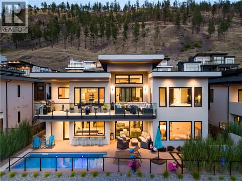 Great entertaining spaces at 538 Clifton Court, Glenmore, Kelowna