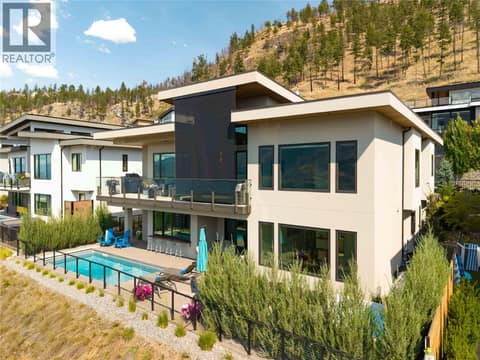 Power blind at 538 Clifton Court, Glenmore, Kelowna