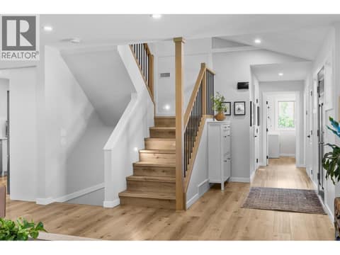Photo 16 of 905 Paret Crescent, Lower Mission, Kelowna