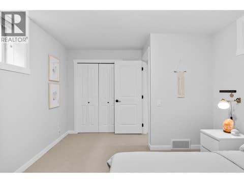 Basement 4th bedroom at 905 Paret Crescent, Lower Mission, Kelowna