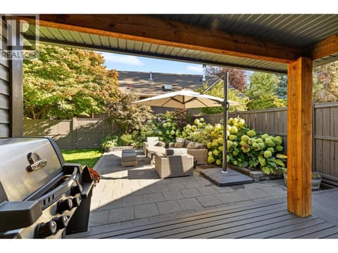 Beautiful backyard at 905 Paret Crescent, Lower Mission, Kelowna