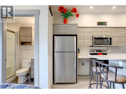 Full size appliances at 2555 Lakeshore Road Unit# 419, Okanagan Landing, Vernon