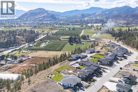 Photo 17 of 17523 Sanborn Street, Main Town, Summerland