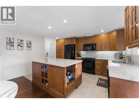 Photo 4 of 1950 Durnin Road Unit# 102, Springfield/Spall, Kelowna