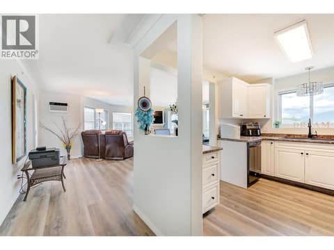Photo 9 of 1964 Enterprise Way Unit# 413, Dilworth Mountain, Kelowna