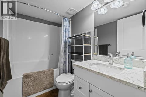 Lower level bath at 7151 Dunwaters Road, Fintry, Kelowna