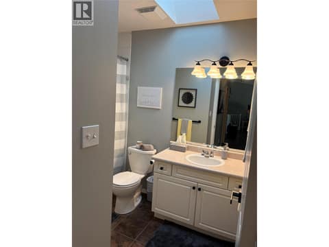 Photo 8 of 1801 53 Avenue Unit# 111, Harwood, Vernon