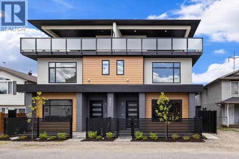 Deluxe build. at 662 Birch Avenue Unit# 1, Kelowna South