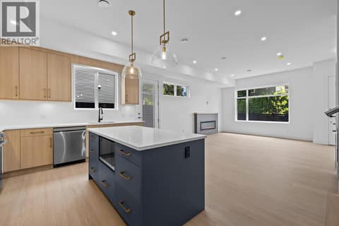 Photo of opposite side unit at 662 Birch Avenue Unit# 1, Kelowna South