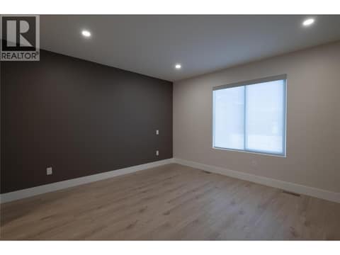 Photo 20 of 163 CHESTNUT Avenue, North Kamloops