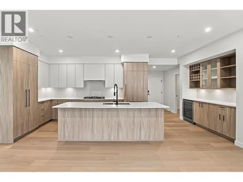 Photo 10 of 9652 Benchland Drive Unit# 404, Lake Country South West