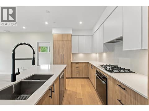 Photo 13 of 9652 Benchland Drive Unit# 404, Lake Country South West
