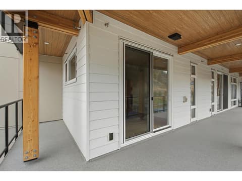 Photo 37 of 9652 Benchland Drive Unit# 404, Lake Country South West