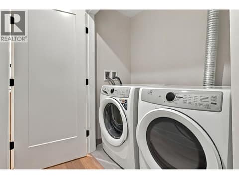 Photo 5 of 9652 Benchland Drive Unit# 404, Lake Country South West
