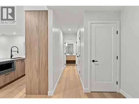 Photo 8 of 9652 Benchland Drive Unit# 404, Lake Country South West