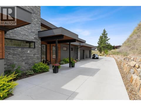 Covered Level Entry to Main Floor at 1740 Granite Road, Lake Country South West