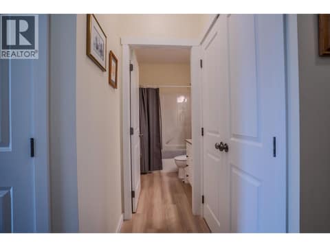 Photo 23 of 2620 ROSEWOOD Avenue, Brocklehurst, Kamloops
