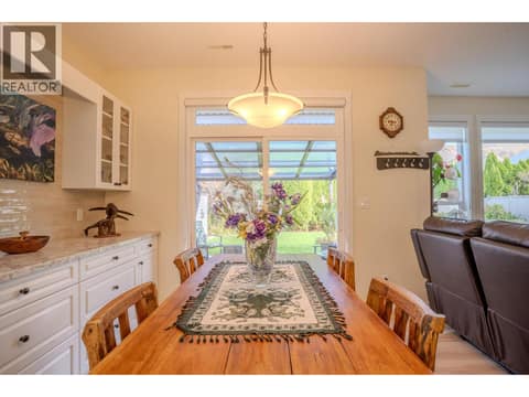 Photo 3 of 2620 ROSEWOOD Avenue, Brocklehurst, Kamloops