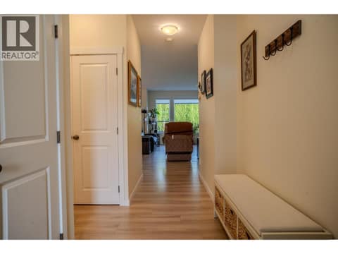 Photo 7 of 2620 ROSEWOOD Avenue, Brocklehurst, Kamloops