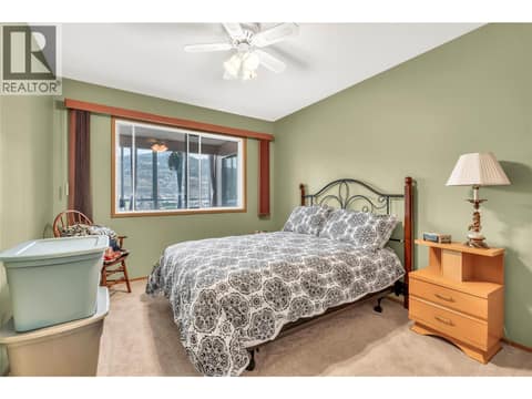 Photo 11 of 272 Green Avenue W Unit# 402, Main South, Penticton