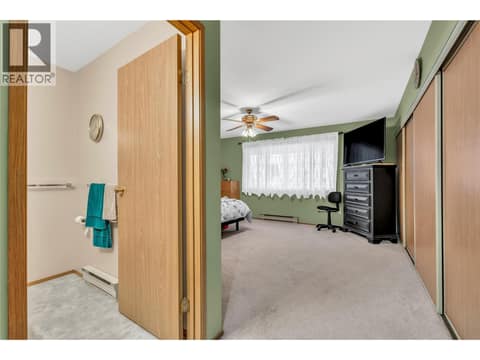 Photo 17 of 272 Green Avenue W Unit# 402, Main South, Penticton