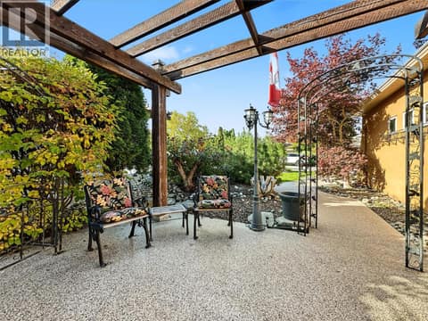 Photo 2 of 13 Wildflower Court, Osoyoos