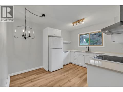 Photo 6 of 11318 Jubilee Road W Unit# 2, Main Town, Summerland