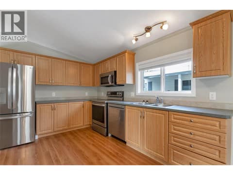 Photo 7 of 6688 Tronson Road Unit# 114, Okanagan Landing, Vernon