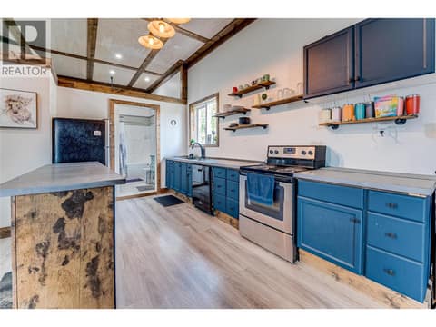 Suite in shop at 4671 Grandview Flats Road S, Armstrong/ Spall., Spallumcheen