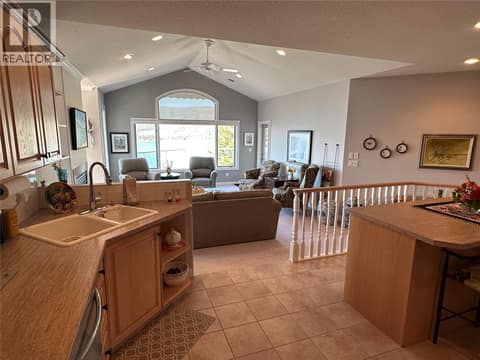 Photo 26 of 83 Peregrine Way Unit# 27, Adventure Bay, Vernon