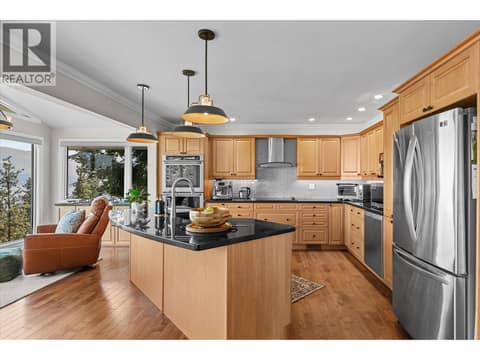 Photo 15 of 3050 Collens Hill Road, Lakeview Heights, West Kelowna