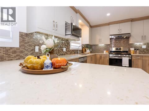 Well lit Kitchen at 10115 74th Avenue, Osoyoos