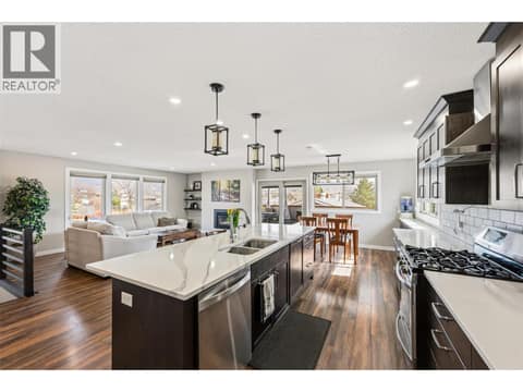 Photo 5 of 787 Kettle Avenue, Oliver