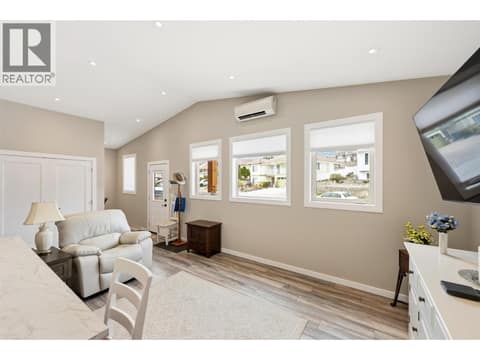 SUITE at 787 Kettle Avenue, Oliver