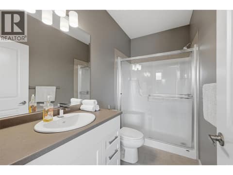Photo 14 of 2352 Bossert Avenue, Brocklehurst, Kamloops