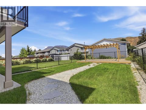 Photo 32 of 2352 Bossert Avenue, Brocklehurst, Kamloops