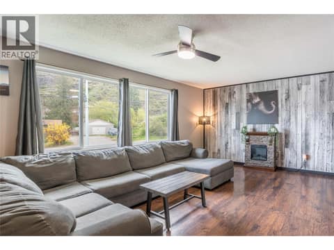 Photo 3 of 12408 CAMPBELL Crescent, Main Town, Summerland