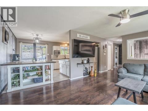 Photo 5 of 12408 CAMPBELL Crescent, Main Town, Summerland