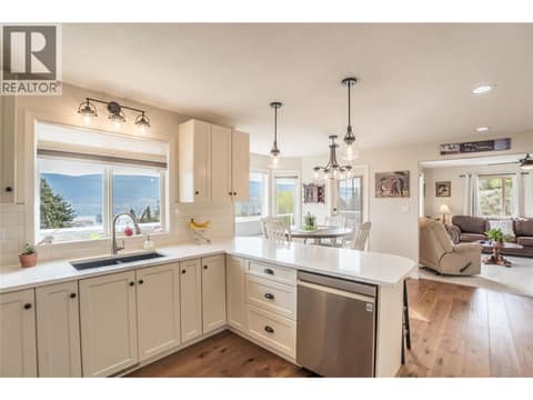 Photo 11 of 10804 GIANTS HEAD Road, Main Town, Summerland