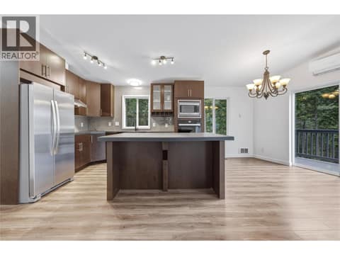 Photo 6 of 10824 Westshore Road, Okanagan North, Vernon