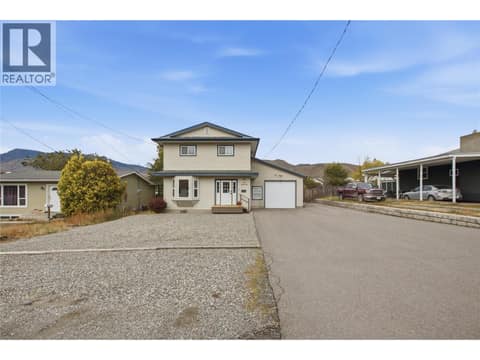 Photo 3 of 2624 Joyce Avenue, Brocklehurst, Kamloops