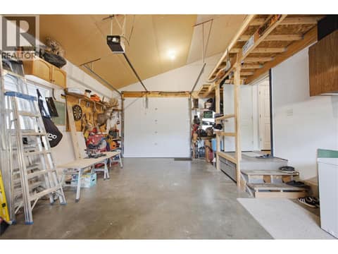 Photo 32 of 2624 Joyce Avenue, Brocklehurst, Kamloops