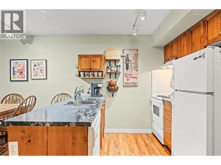 Photo 6 of 155 Silver Lode Lane Unit# 256, Silver Star, Vernon