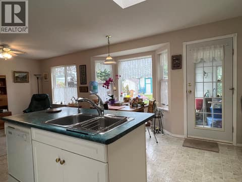 Photo 14 of 604 6th Avenue, Swan Lake West, Vernon