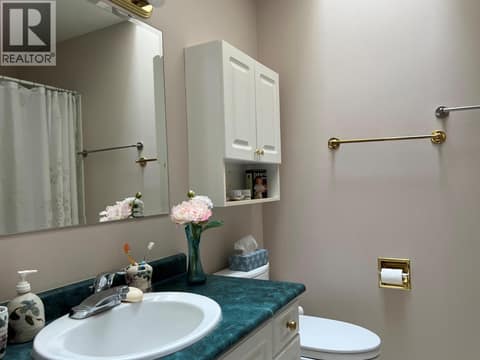 Photo 17 of 604 6th Avenue, Swan Lake West, Vernon