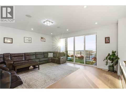 Photo 10 of 647 Deans Drive, Black Mountain, Kelowna