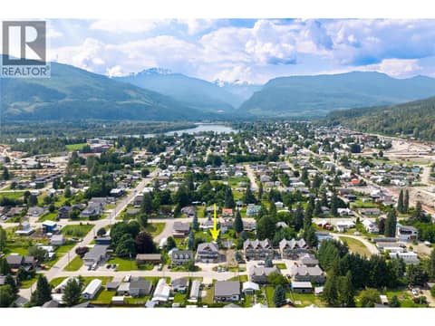 Photo 50 of 703 Center Street, Revelstoke