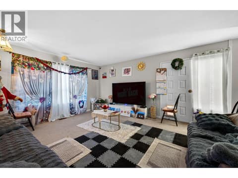 Photo 2 of 2070/2072 WESTSYDE Road, Westsyde, Kamloops
